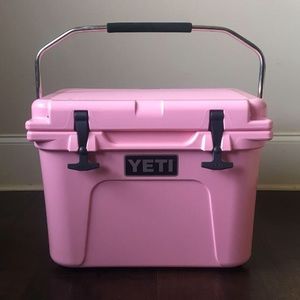 🔻🔺SOLD🔻🔺                      Pink Yeti Roadie